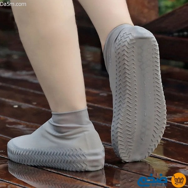 Shoe covers to protect from water and dirt
