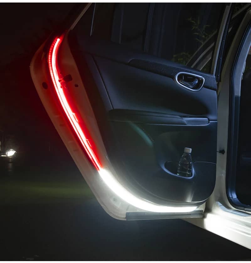 شريط الإضاءة LED الذكي لأبواب السيارة