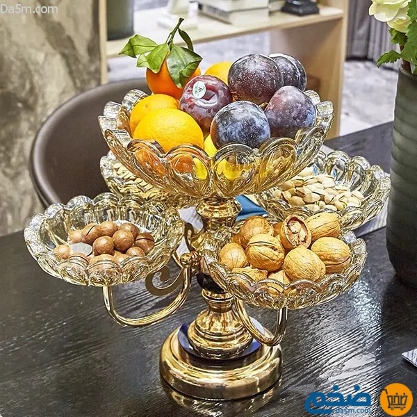 Revolving basket for fruits and sweets 